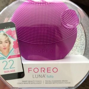 FOREO LUNA fofo facial cleansing brush